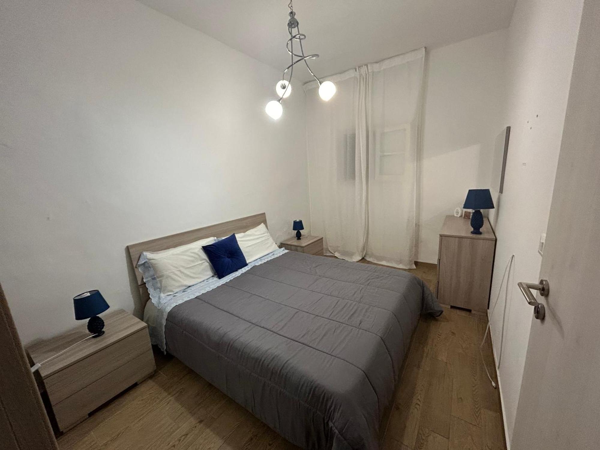 Federica Apartment Palermo Bagian luar foto